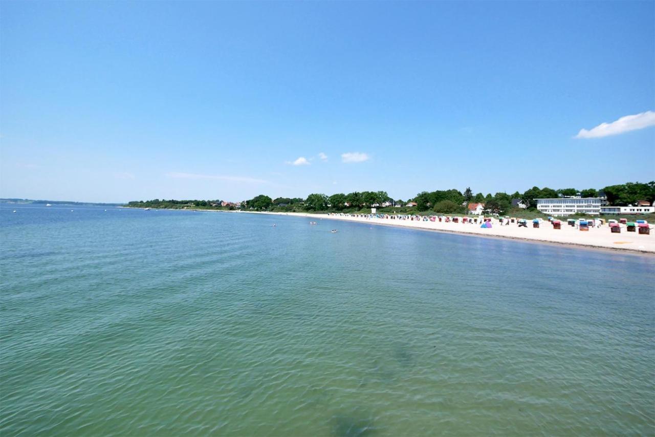 Feriendorf Suedstrand Haus 01 ペルツァーハケン エクステリア 写真